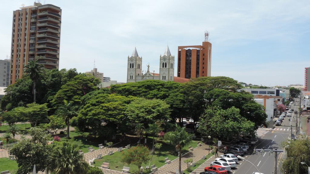 Presidente Hotel Passos Luaran gambar