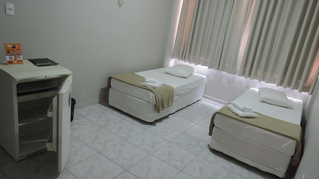 Presidente Hotel Passos Luaran gambar