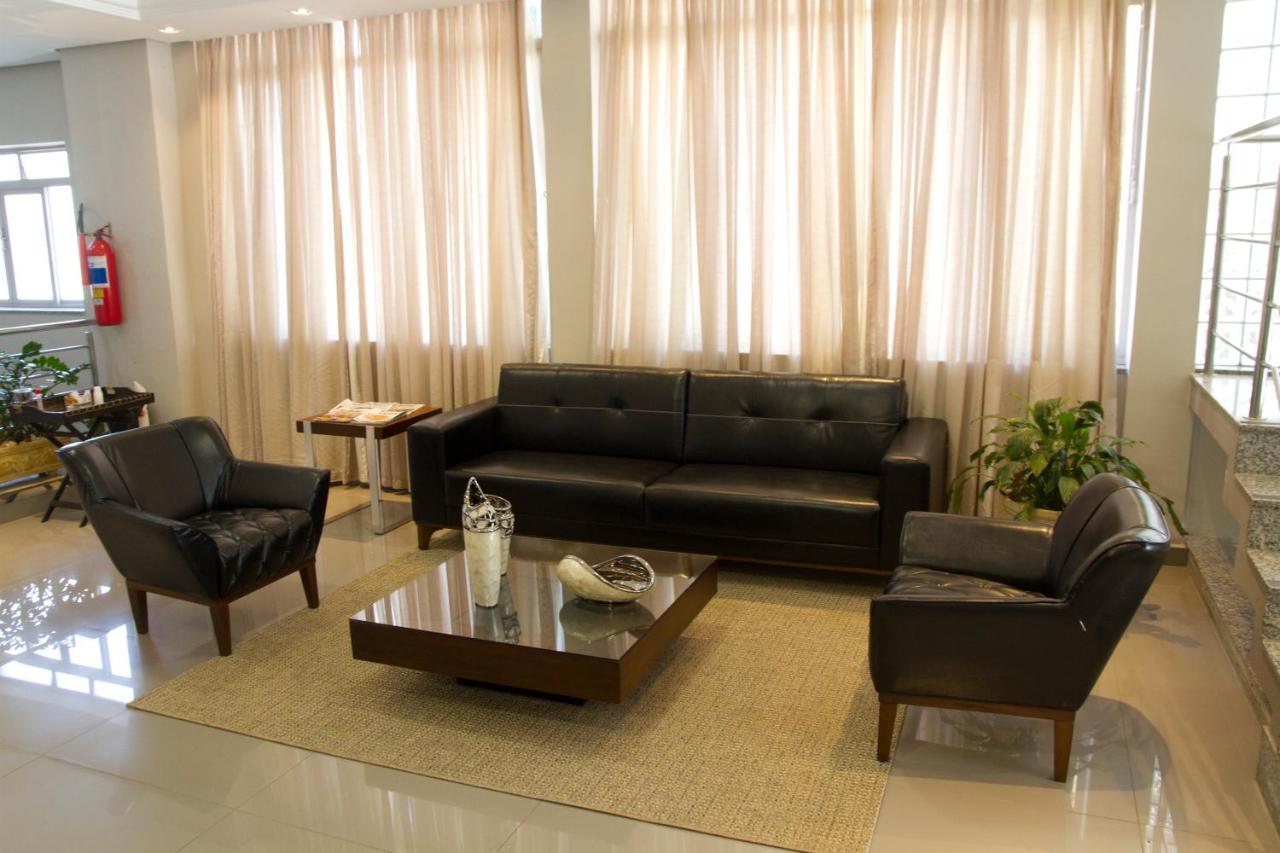 Presidente Hotel Passos Luaran gambar