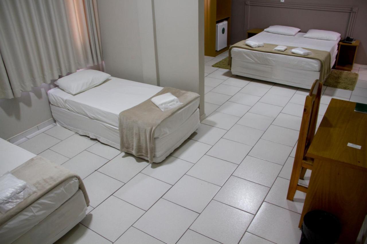 Presidente Hotel Passos Luaran gambar