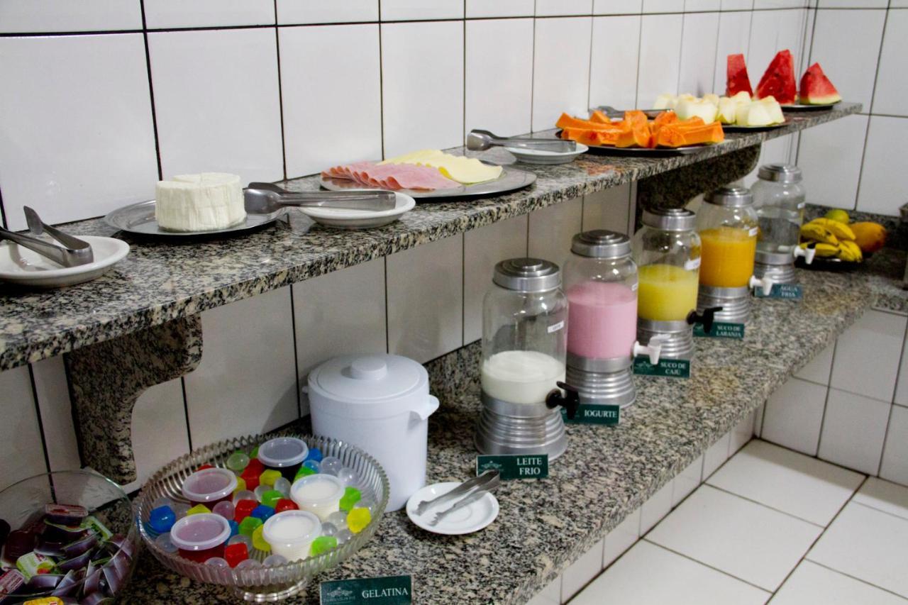 Presidente Hotel Passos Luaran gambar