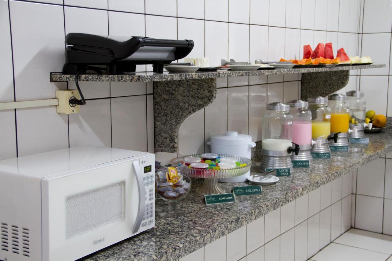 Presidente Hotel Passos Luaran gambar